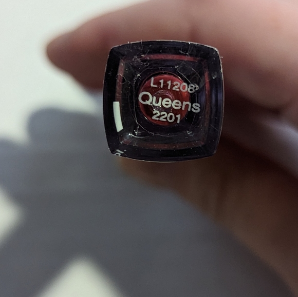 m2ü NYC Matte Liquid Lip in "Queens" - Picture 2 of 2